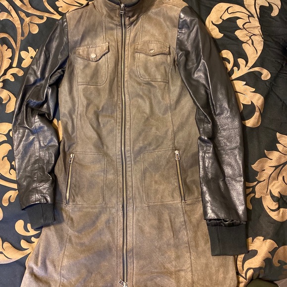 Jacket - Picture 3 of 6